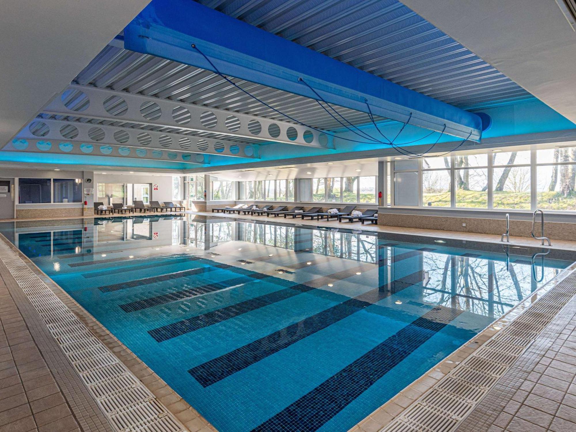 Mercure Manchester Norton Grange Hotel & Spa Rochdale Exterior photo